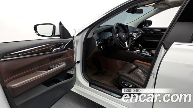 BMW 6 Series GT (G32) 620d xDrive Luxury 2019 — фото 10