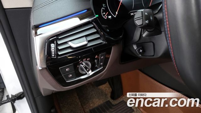 BMW 6 Series GT (G32) 620d xDrive Luxury 2019 — фото 30