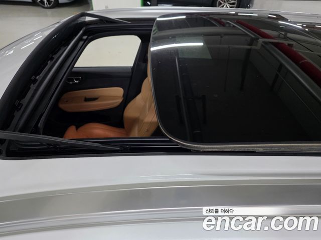 Volvo XC60 (II) T6 Inscription 2020 — фото 19