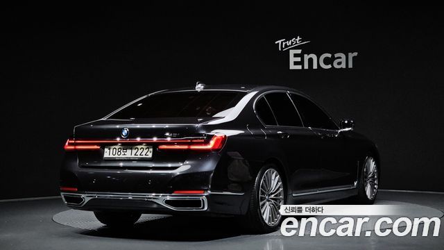 BMW 7 Series (G11) 740i Design Pure Excellence 2021 — фото 2