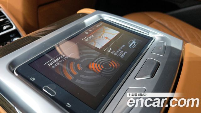 BMW 7 Series (G11) 740i Design Pure Excellence 2021 — фото 28