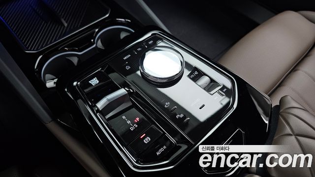 BMW 5 Series (G60) 520i M Sport 2024 — фото 9