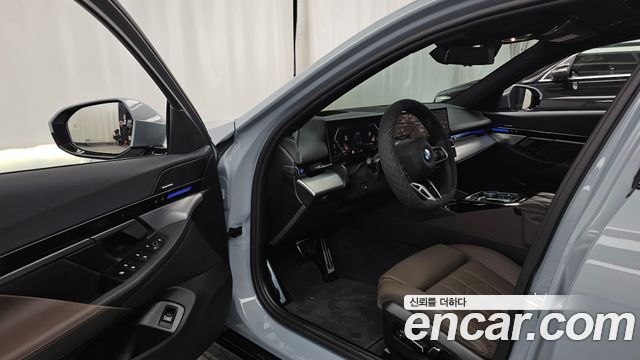 BMW 5 Series (G60) 520i M Sport 2024 — фото 10