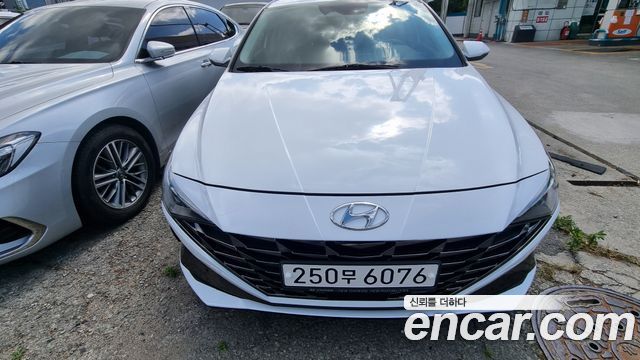 Hyundai Avante (CN7) 1.6 Modern