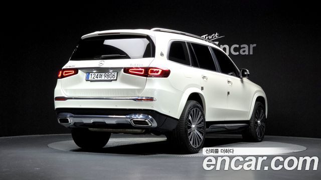 Mercedes-Benz GLS-Class (X167) Maybach GLS600 4MATIC 2023 — фото 2