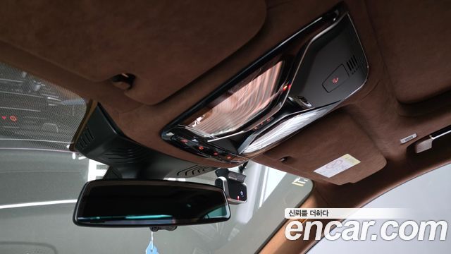 BMW 7 Series (G11) M760Li xDrive V12 Excellence 2020 — фото 15