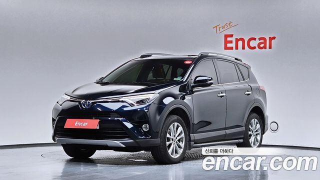 Toyota RAV4 2.5 4WD Hybrid 4th 2018 — фото 1