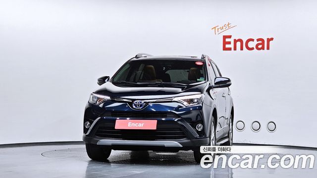 Toyota RAV4 2.5 4WD Hybrid 4th 2018 — фото 3