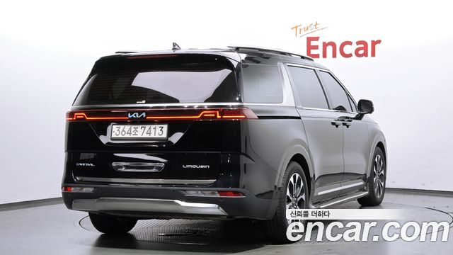 Kia Carnival (IV) Gasoline 7-Seater Signature 2023 — фото 2