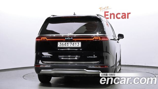 Kia Carnival (IV) Gasoline 7-Seater Signature 2023 — фото 4