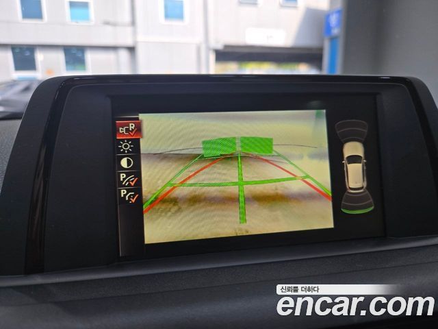 BMW 1 Series (F20) 118d Sport 5Door 2015 — фото 17
