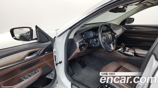 BMW 6 Series GT (G32) 630d xDrive Luxury 2018 — фото 10