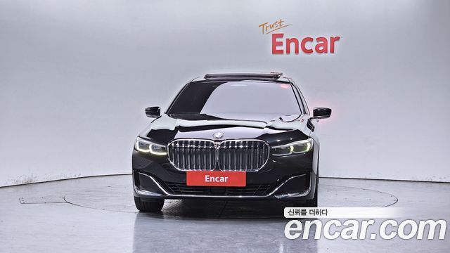 BMW 7 Series (G11) 740Li xDrive Design Pure Excellence 2021 — фото 3
