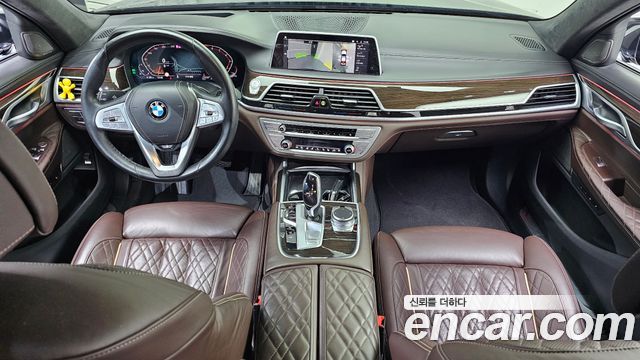 BMW 7 Series (G11) 740Li xDrive Design Pure Excellence 2021 — фото 7