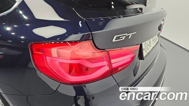BMW 3 Series GT (F34) GT 320d Luxury 2018 — фото 23