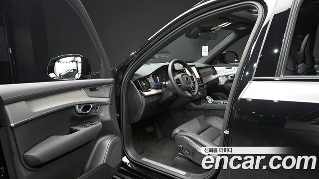 Volvo XC90 (II) B6 Black Edition 2026 — фото 10