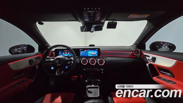 Mercedes-Benz A-Class (W177) AMG A45 S 4MATIC+ Hatchback 2025 — фото 21
