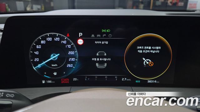 Kia K8 2.5 Gasoline 2WD Noblesse 2022 — фото 8