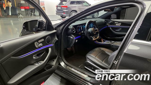 Mercedes-Benz E-Class (W213) E220d 4MATIC AMG Line 2021 — фото 10