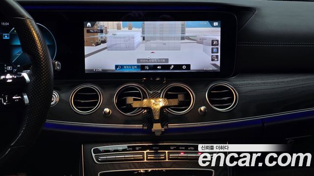Mercedes-Benz E-Class (W213) E220d 4MATIC AMG Line 2021 — фото 13