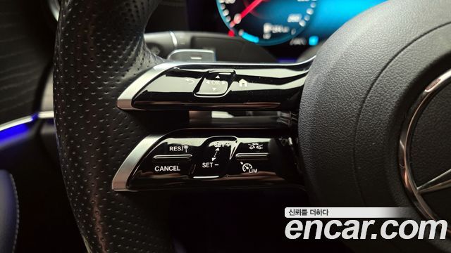 Mercedes-Benz E-Class (W213) E220d 4MATIC AMG Line 2021 — фото 17