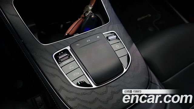 Mercedes-Benz E-Class (W213) E220d 4MATIC AMG Line 2021 — фото 30