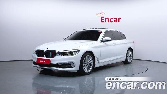 BMW 5 Series (G30) 530i xDrive Luxury Plus 2019 — фото 1