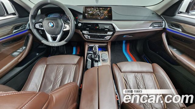 BMW 5 Series (G30) 530i xDrive Luxury Plus 2019 — фото 7