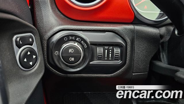 Jeep Wrangler (JL) 2.0 Rubicon Power Top 4Door 2019 — фото 30