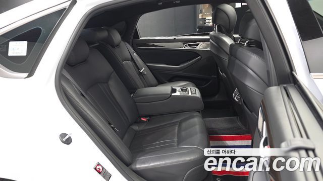 Genesis G80 3.3 GDI AWD Premium Luxury 2019 — фото 12