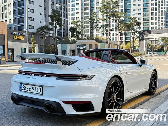 Porsche 911 (992) Turbo S Cabriolet 2021 — фото 3