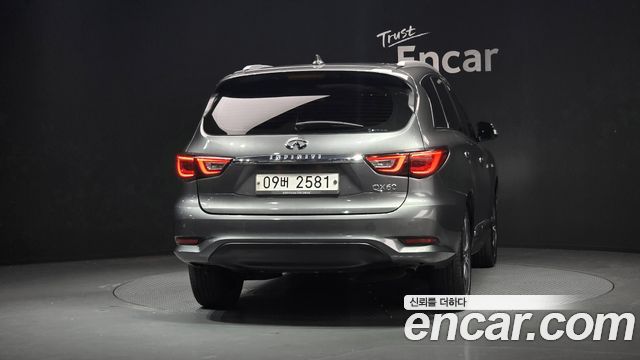 Infiniti QX60 3.5 AWD 2017 — фото 4