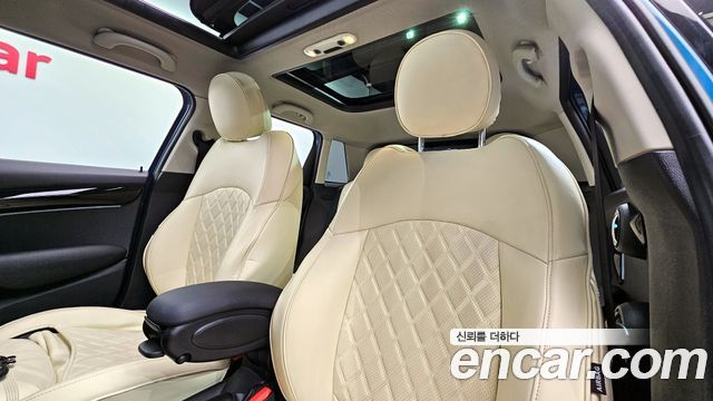 MINI Cooper 5-Door Classic Plus 3rd 2022 — фото 37
