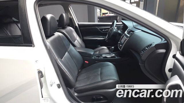Nissan Altima 2.5 L33 2017 — фото 11