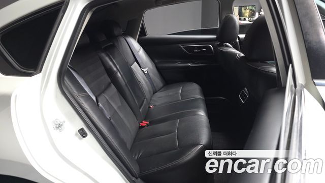 Nissan Altima 2.5 L33 2017 — фото 12
