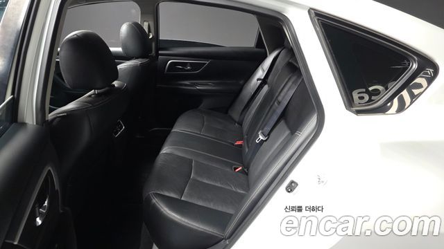 Nissan Altima 2.5 L33 2017 — фото 26