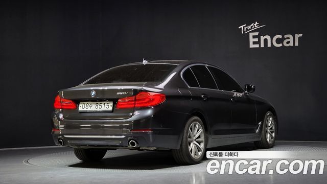 BMW 5 Series (G30) 520i Luxury 2019 — фото 2