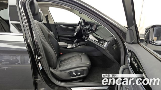 BMW 5 Series (G30) 520i Luxury 2019 — фото 11