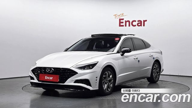 Hyundai Sonata (DN8) 2.0 Premium Plus