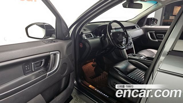 Land Rover Discovery Sport 2.0 TD4 HSE Luxury 2017 — фото 10
