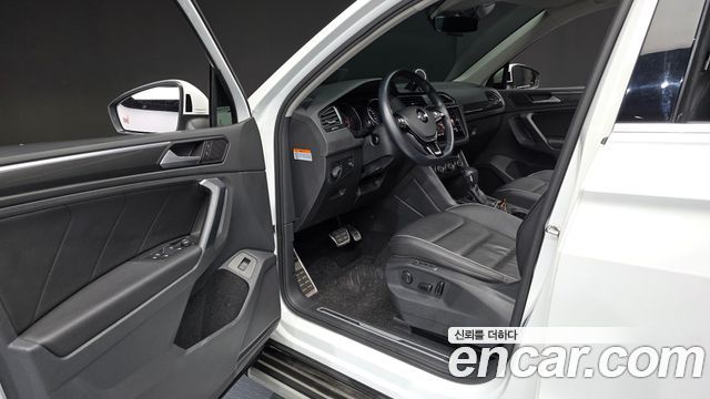 Volkswagen Tiguan (II) 2.0 TDI Prestige 2020 — фото 10