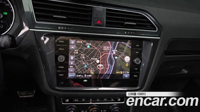Volkswagen Tiguan (II) 2.0 TDI Prestige 2020 — фото 18