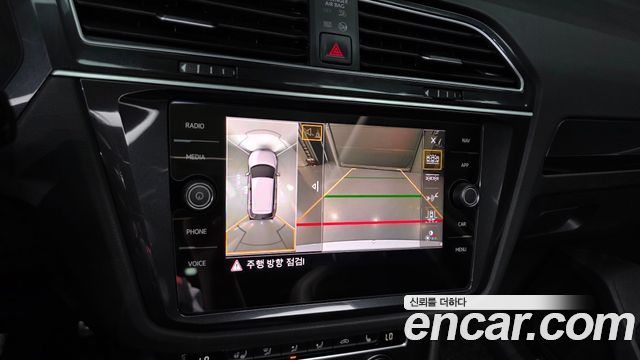 Volkswagen Tiguan (II) 2.0 TDI Prestige 2020 — фото 19
