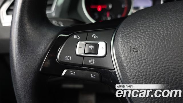 Volkswagen Tiguan (II) 2.0 TDI Prestige 2020 — фото 20