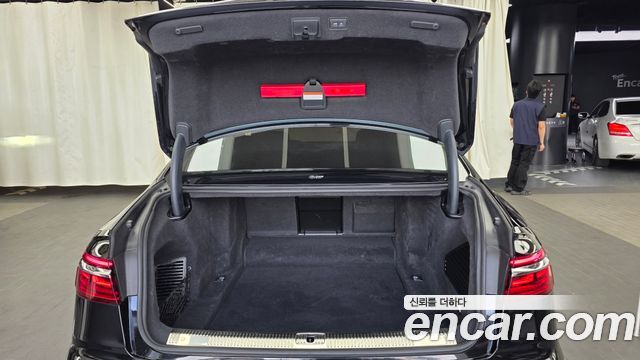 Audi A8 (D5) 50 TDI Quattro 2021 — фото 20