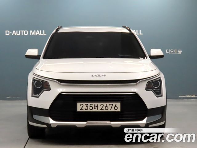 Kia Niro Prestige 2022 — фото 2