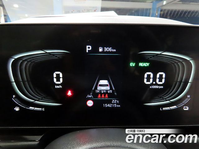 Kia Niro Prestige 2022 — фото 9