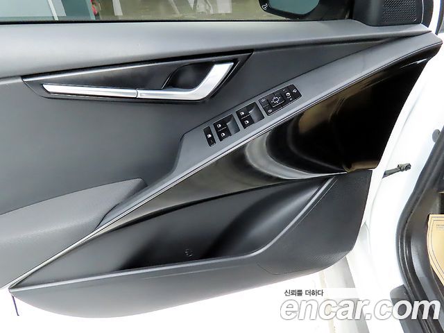 Kia Niro Prestige 2022 — фото 18
