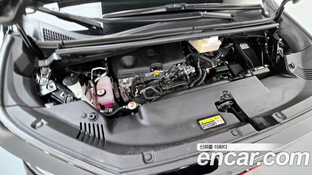 Toyota Alphard (IV) 2.5 HEV Executive AWD 2024 — фото 6