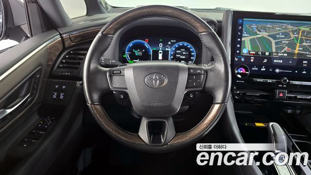 Toyota Alphard (IV) 2.5 HEV Executive AWD 2024 — фото 13